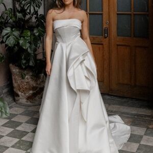 Sarah Seven WILD Wedding Dress Size 4